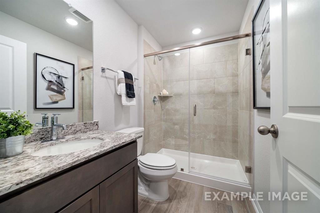 1802 Homewood Point Lane, Rosharon, Texas image 34