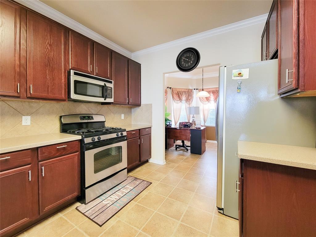 19230 Ashford Square Street, Tomball, Texas image 12