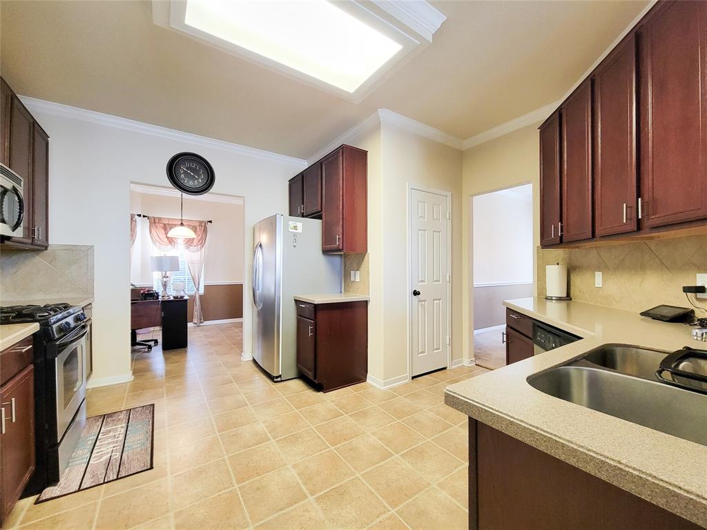 19230 Ashford Square Street, Tomball, Texas image 11