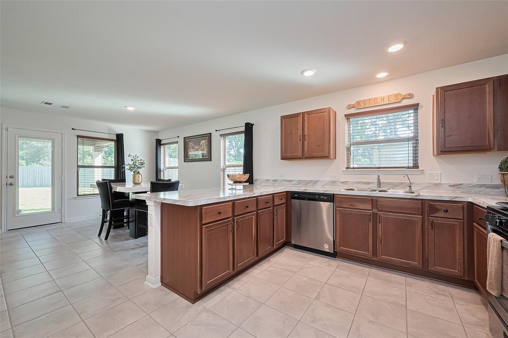 766 Hardwood Grove Ct Ct, Houston, Texas image 2