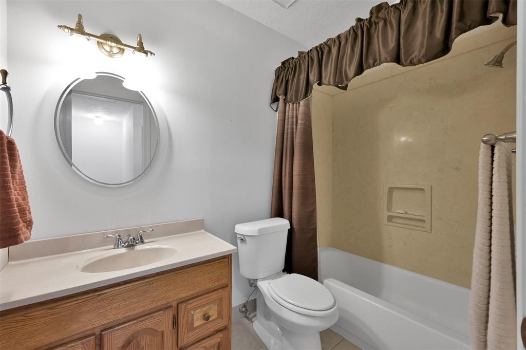 18092 Split Oak Circle, New Caney, Texas image 12