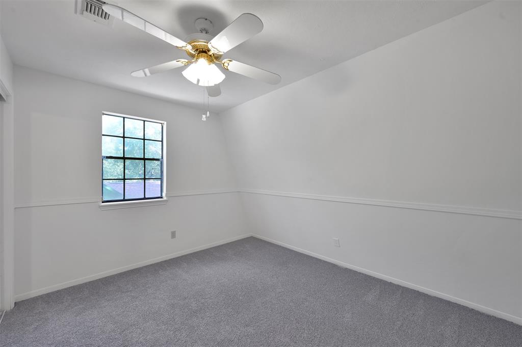 18092 Split Oak Circle, New Caney, Texas image 13