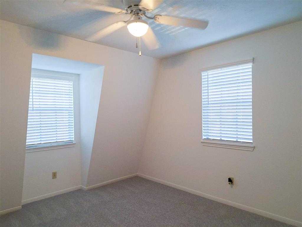 18092 Split Oak Circle, New Caney, Texas image 15