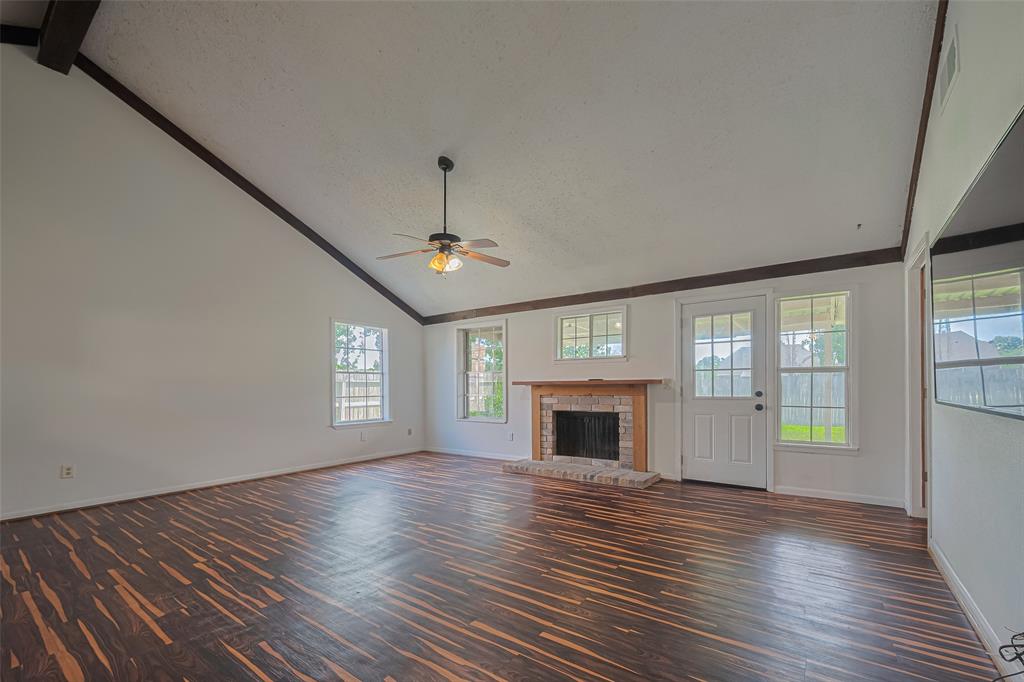 6731 Haven Creek Drive, Katy, Texas image 9
