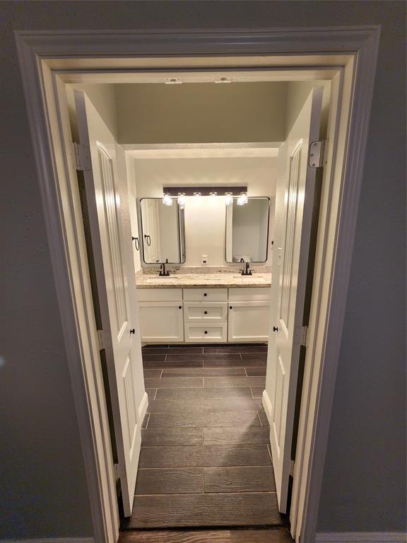 2123 Quail Valley East Drive, Missouri City, Texas image 18