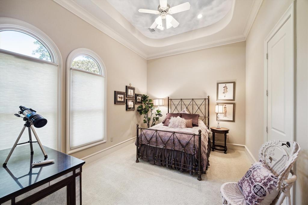 25 Kings Lake Estates Boulevard, Humble, Texas image 28