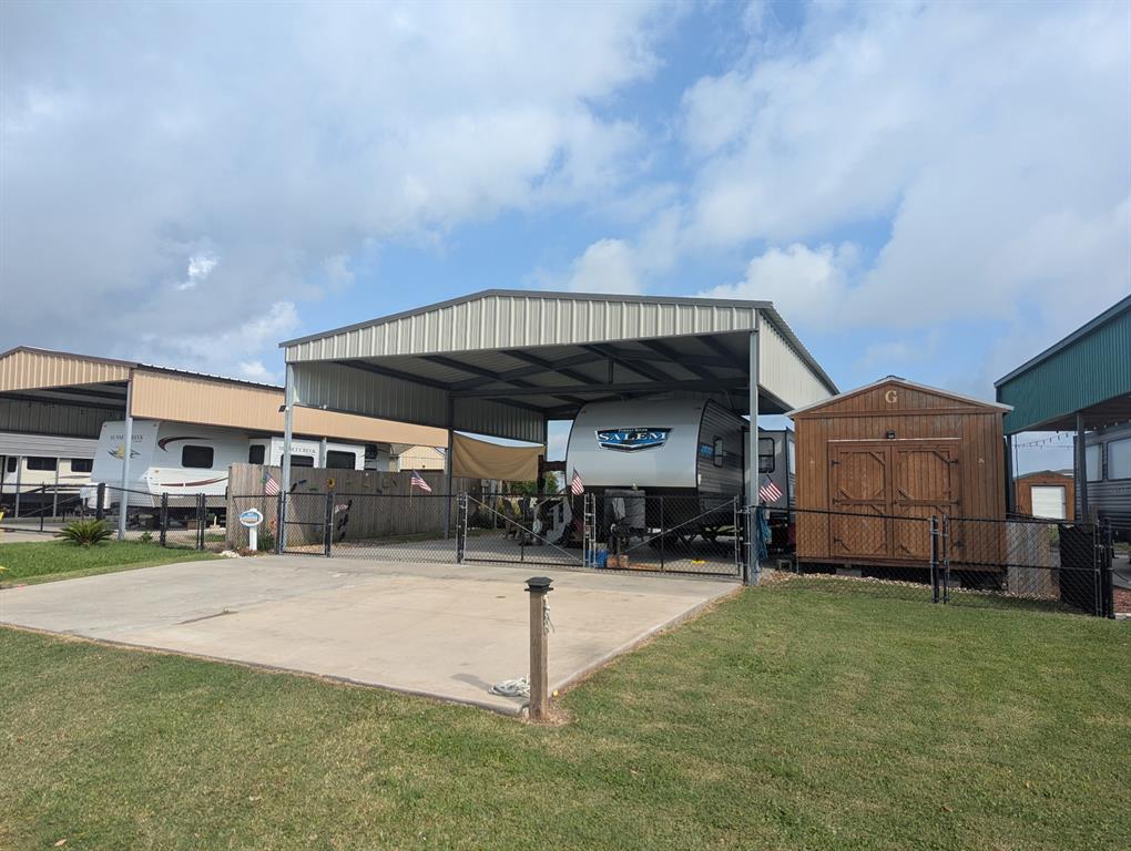 1815 Honeysuckle, Crystal Beach, Texas image 1