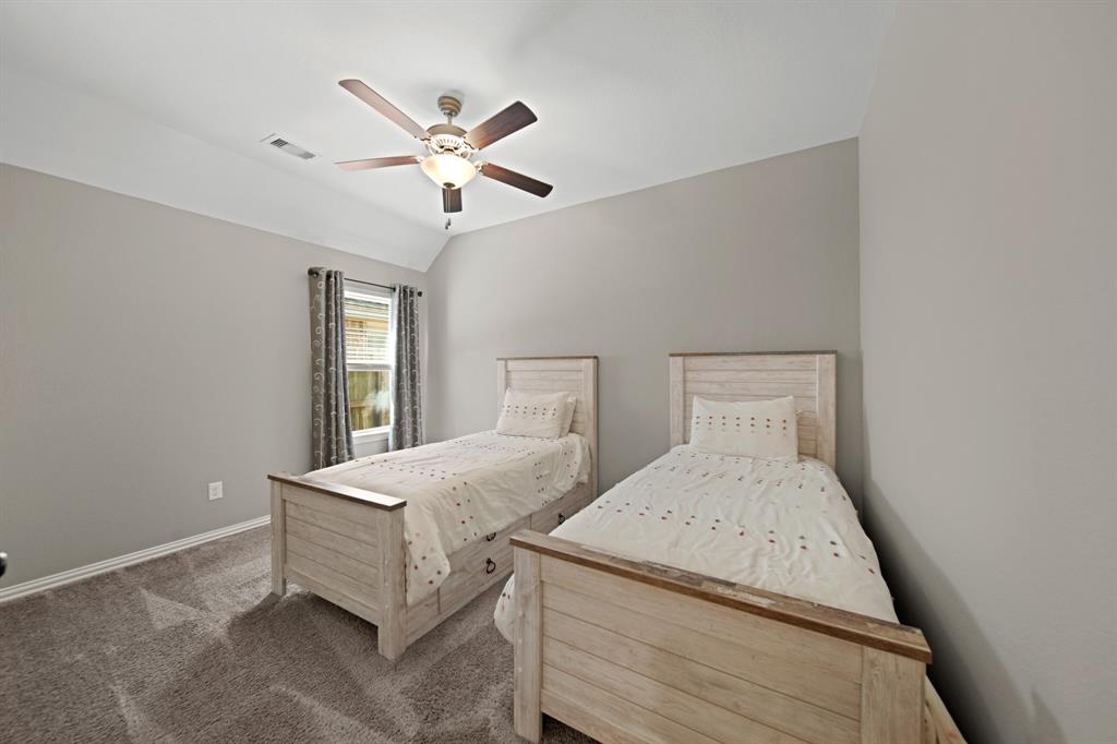 5130 Victory Shores Lane, Rosharon, Texas image 18