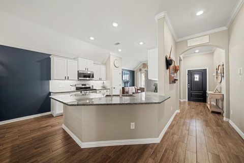 A home in Rosharon