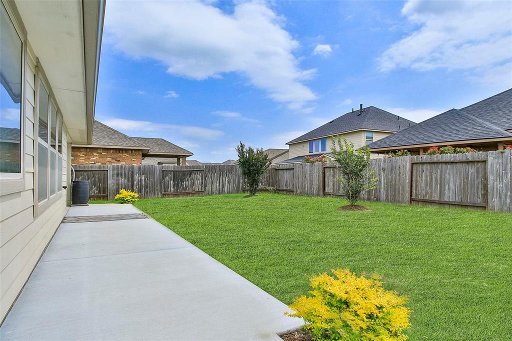 8130 Lockridge Terrace Lane, Cypress, Texas image 37