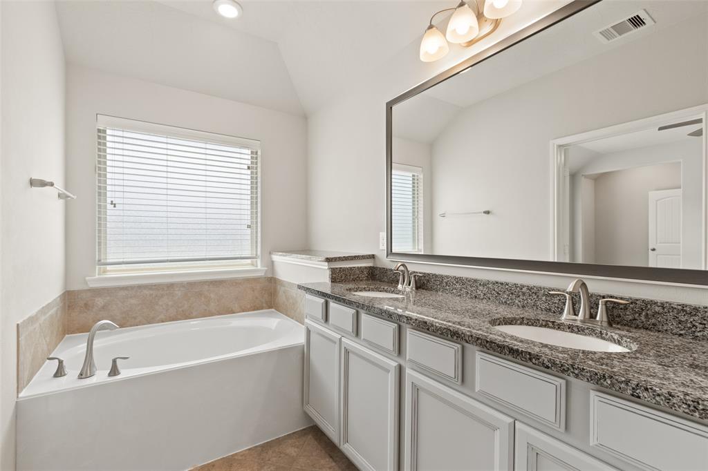 8130 Lockridge Terrace Lane, Cypress, Texas image 24