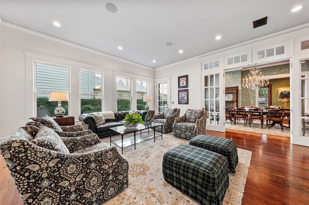 215 Bayland Avenue, Houston, Texas image 20