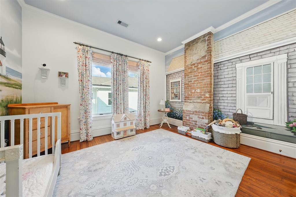 215 Bayland Avenue, Houston, Texas image 37