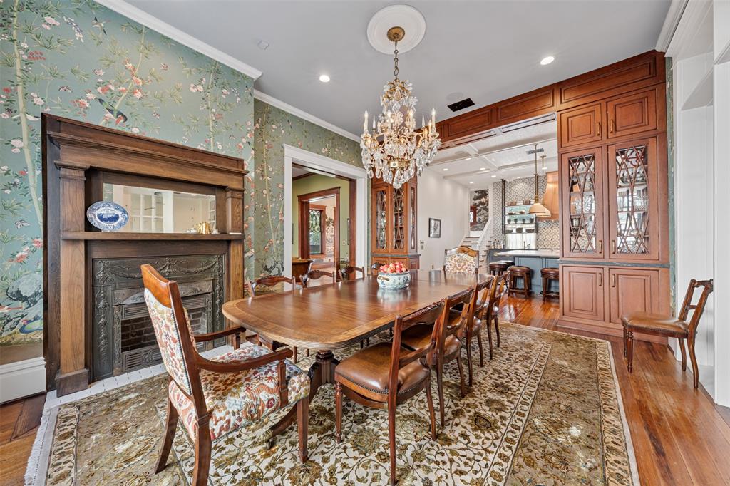 215 Bayland Avenue, Houston, Texas image 16