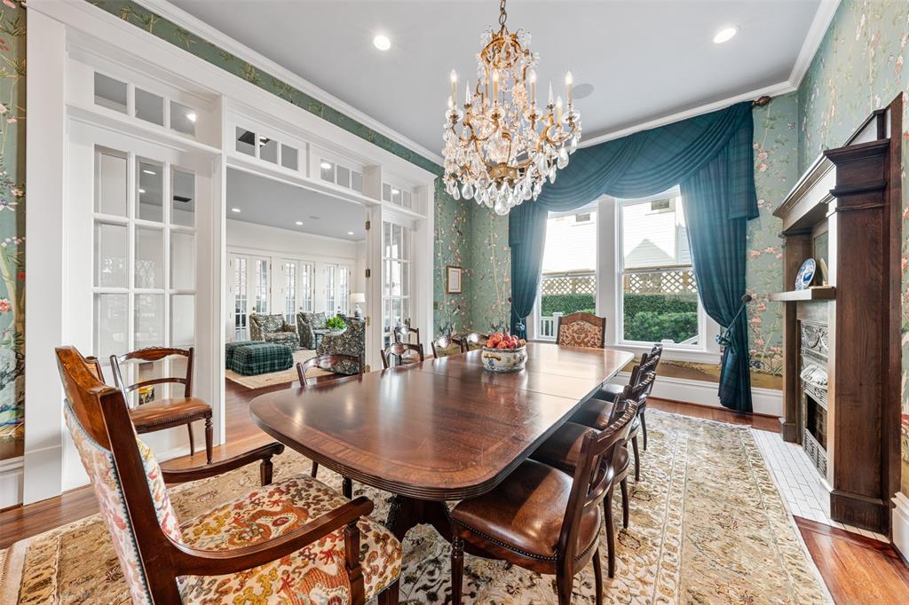 215 Bayland Avenue, Houston, Texas image 17