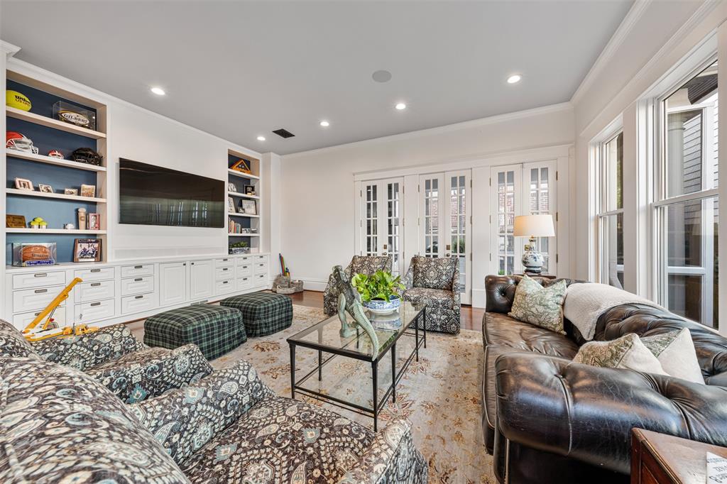 215 Bayland Avenue, Houston, Texas image 19