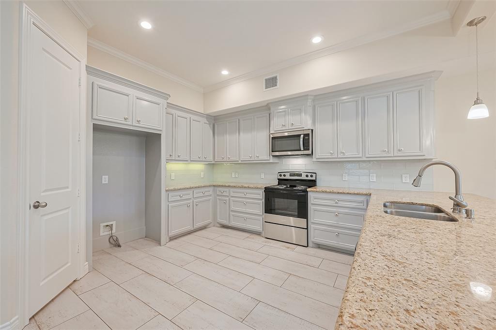 13318 Hilton Head Drive, Montgomery, Texas image 2