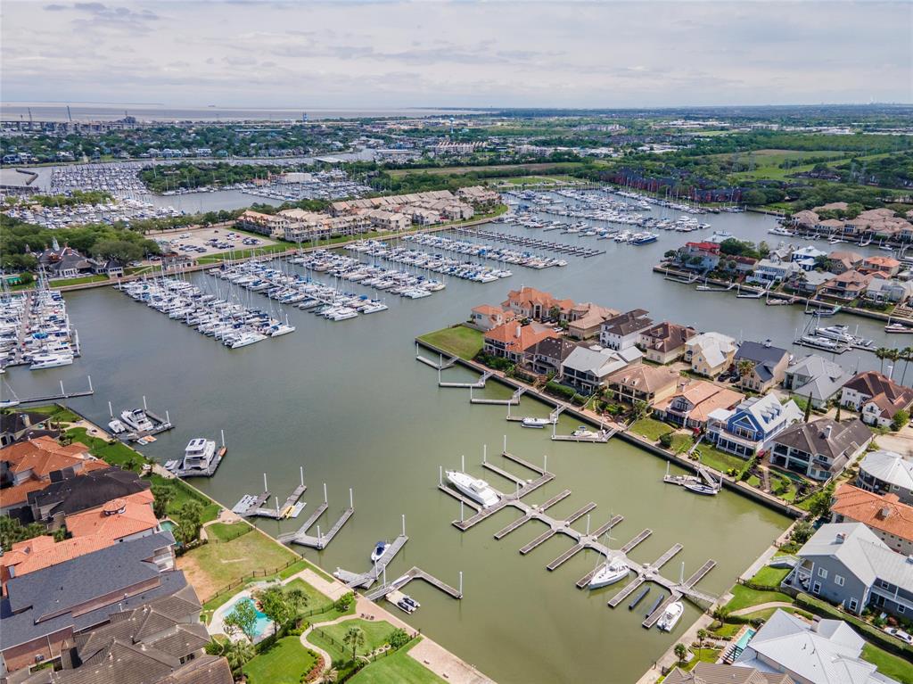 712 Harborside Way, Kemah, Texas image 49