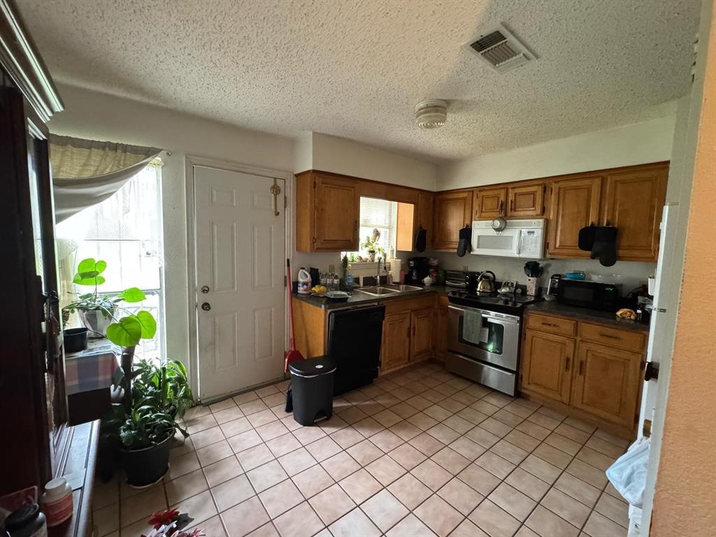 1450 Allegro Drive, Dallas, Texas image 21