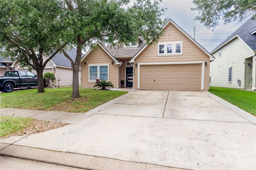 22022 Guston Hall Lane