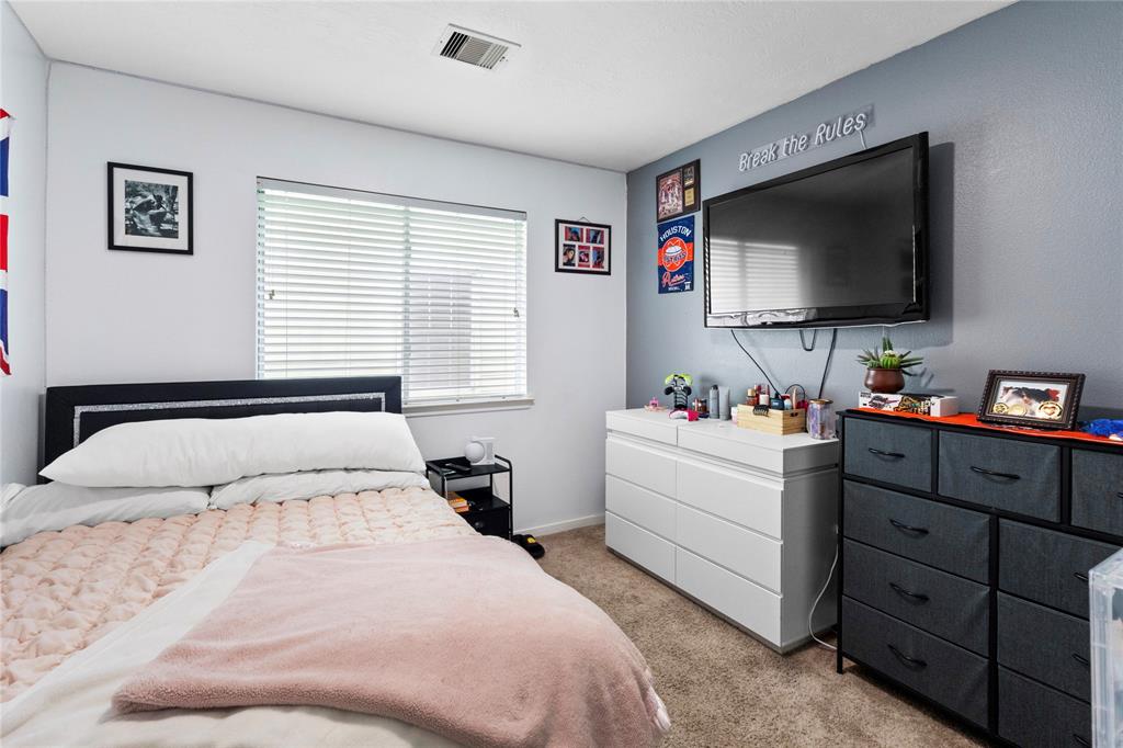 22022 Guston Hall Lane, Katy, Texas image 10