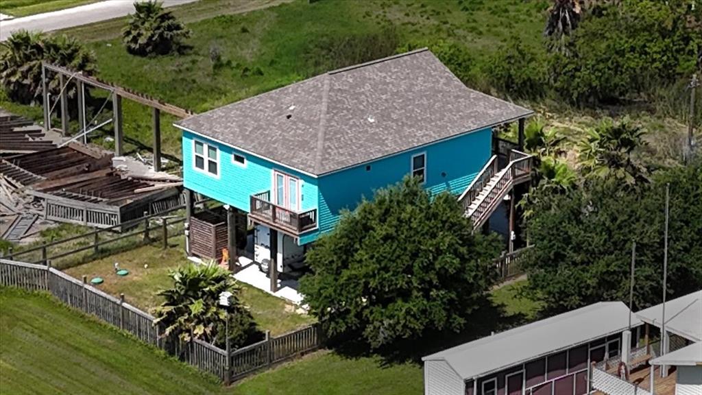 1970 Avenue B, Crystal Beach, Texas image 4