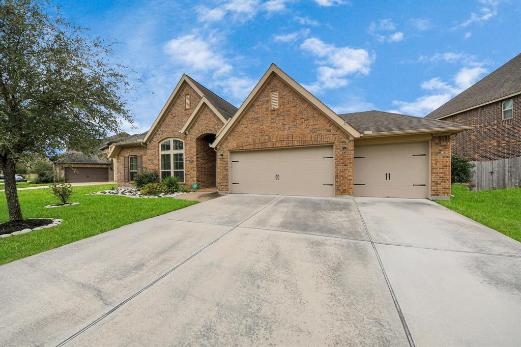 3018 Sunrise Run Lane, Pearland, Texas image 3