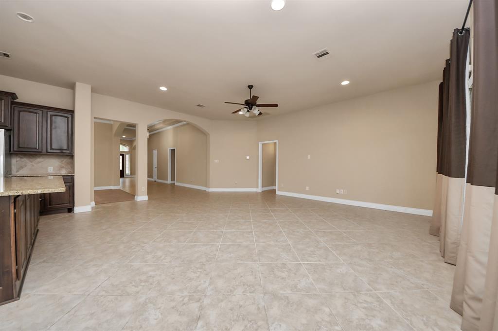 3018 Sunrise Run Lane, Pearland, Texas image 29