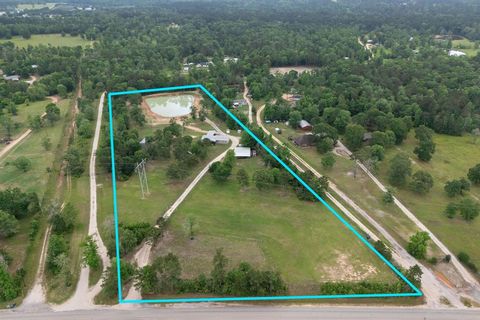 9204 County Line Road Willis TX 77378