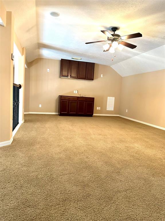 3207 Mossy Bend Lane, Pearland, Texas image 28