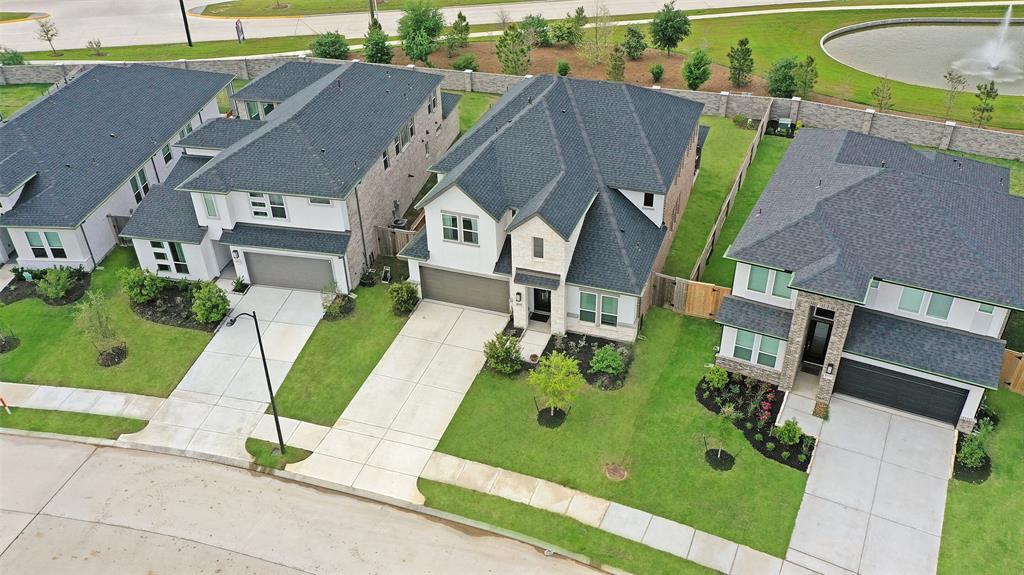 8919 Drysdale River Road, Cypress, Texas image 2
