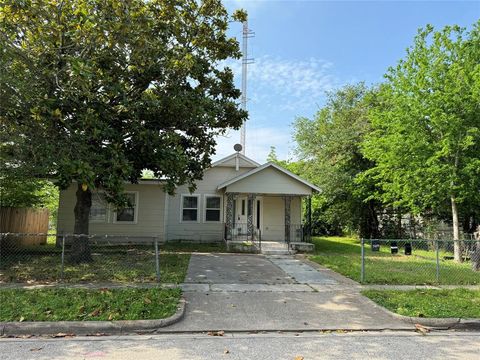509 Stimpson Street, Baytown, TX 77520 - #: 23726838