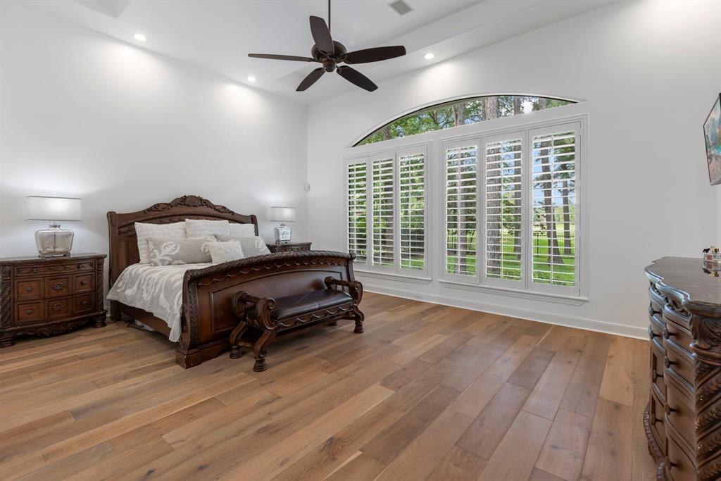 123 S Meadowmist Circle, The Woodlands, Texas image 19