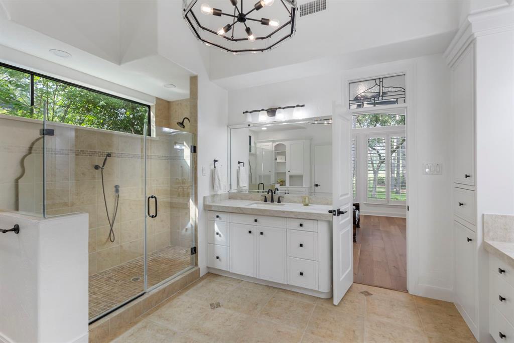 123 S Meadowmist Circle, The Woodlands, Texas image 22