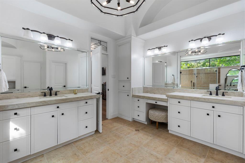123 S Meadowmist Circle, The Woodlands, Texas image 21