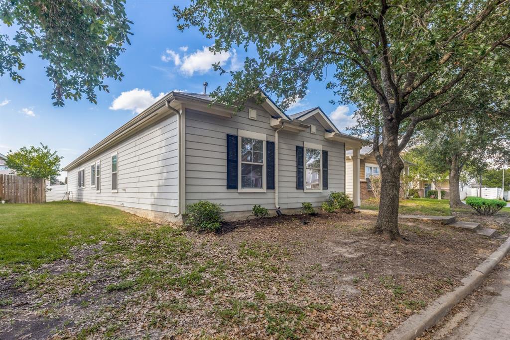 11761 Jelicoe Drive, Houston, Texas image 2
