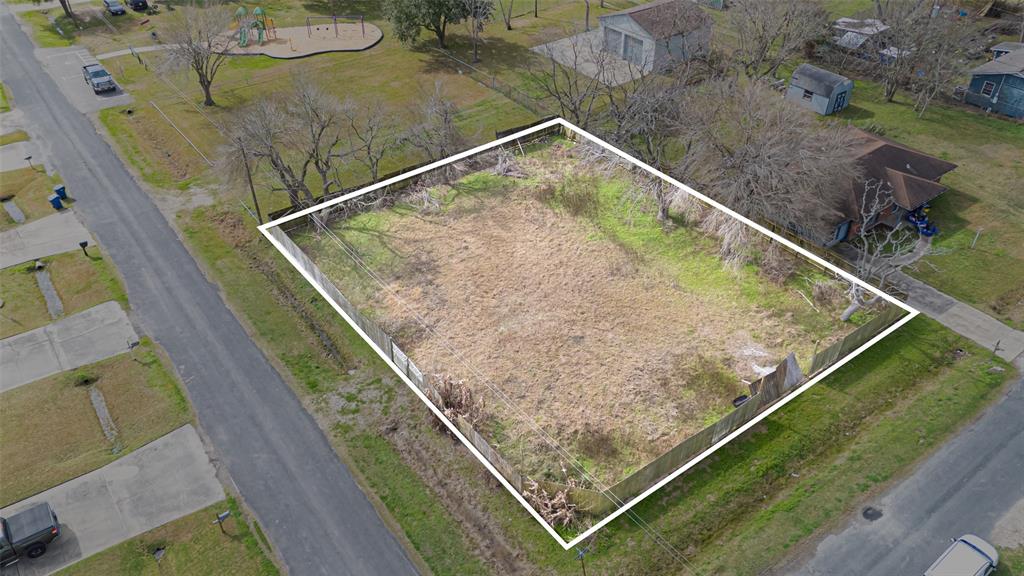 19th Street, Texas City, Texas image 4