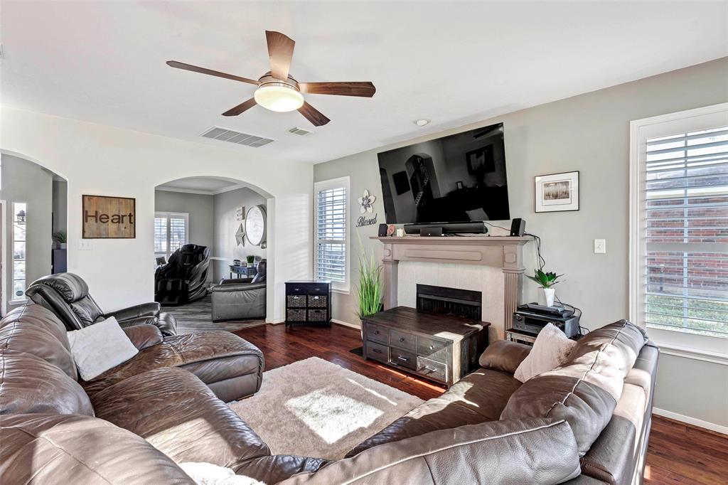 8514 Malardcrest Drive, Humble, Texas image 12