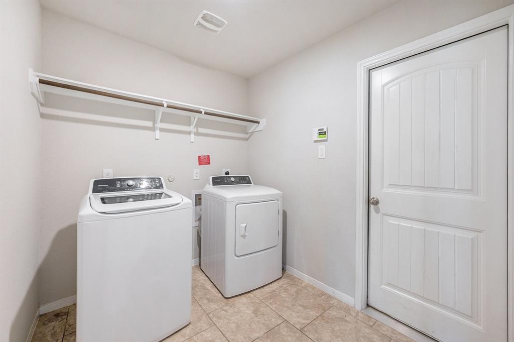 29338 Dunns Creek Court, Katy, Texas image 17