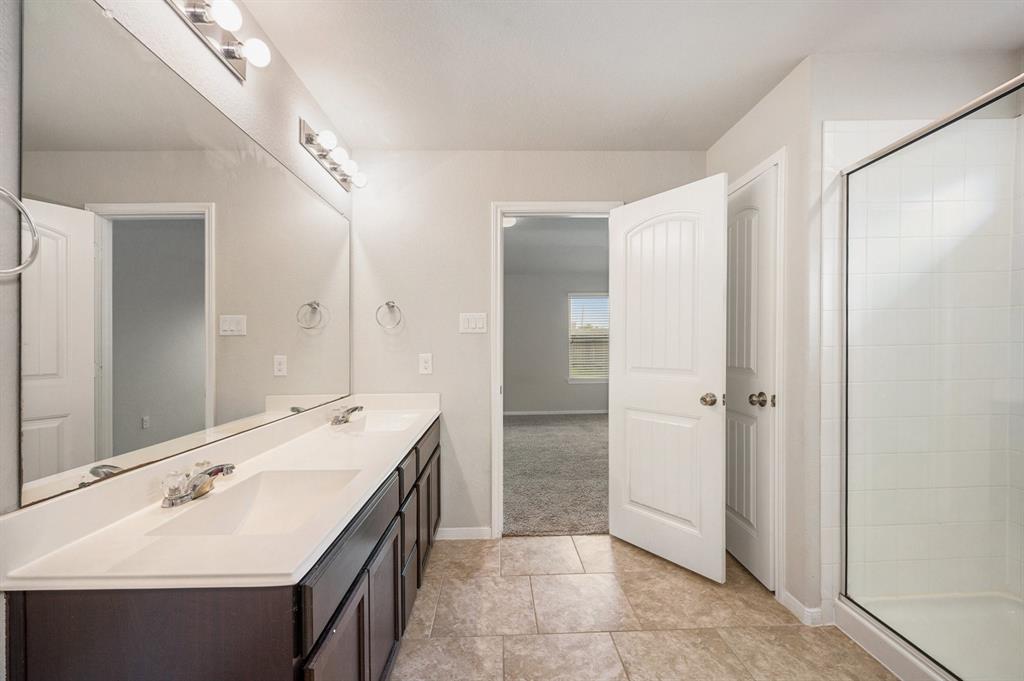 29338 Dunns Creek Court, Katy, Texas image 13