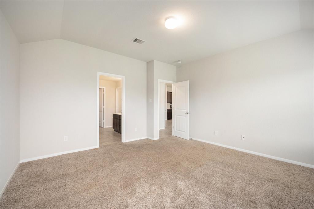 29338 Dunns Creek Court, Katy, Texas image 11