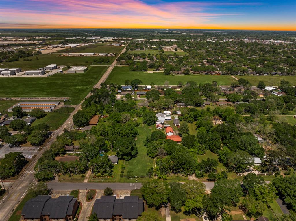 903 Brooks Avenue, Rosenberg, Texas image 1