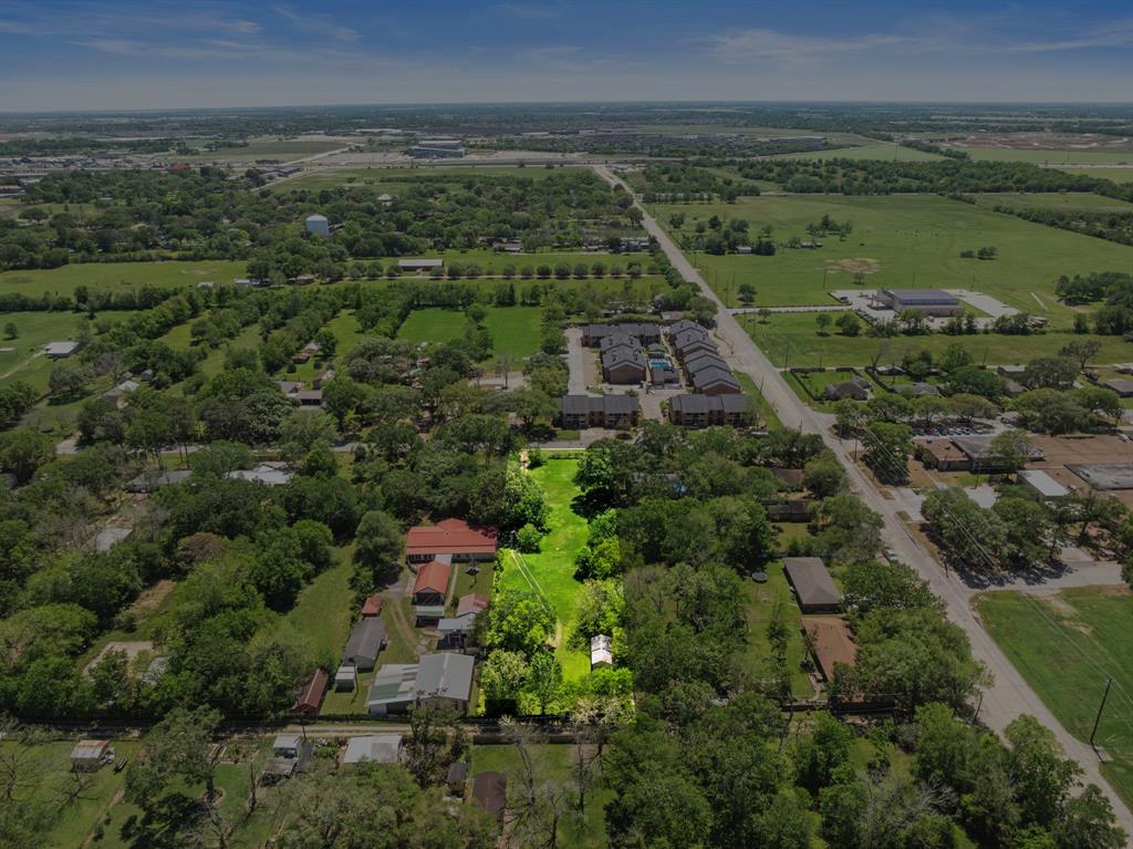 903 Brooks Avenue, Rosenberg, Texas image 2