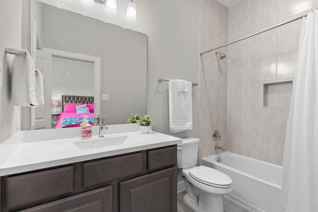3007 Cordgrass Drive, Katy, Texas image 31