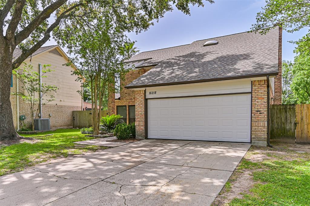 16218 Dunmoor Drive, Houston, Texas image 43