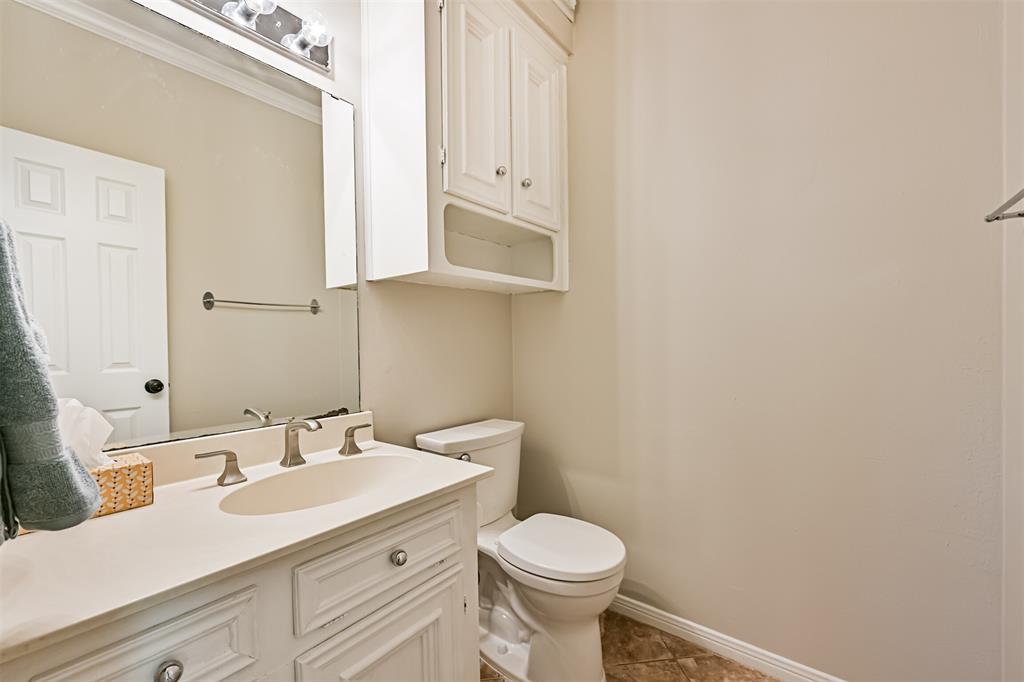 16218 Dunmoor Drive, Houston, Texas image 22
