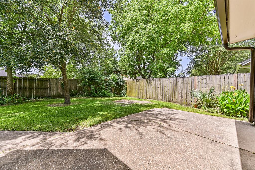 16218 Dunmoor Drive, Houston, Texas image 39