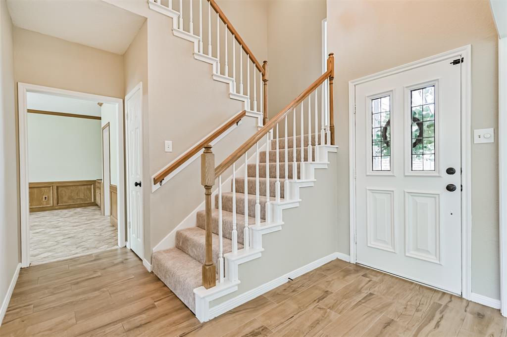 16218 Dunmoor Drive, Houston, Texas image 5