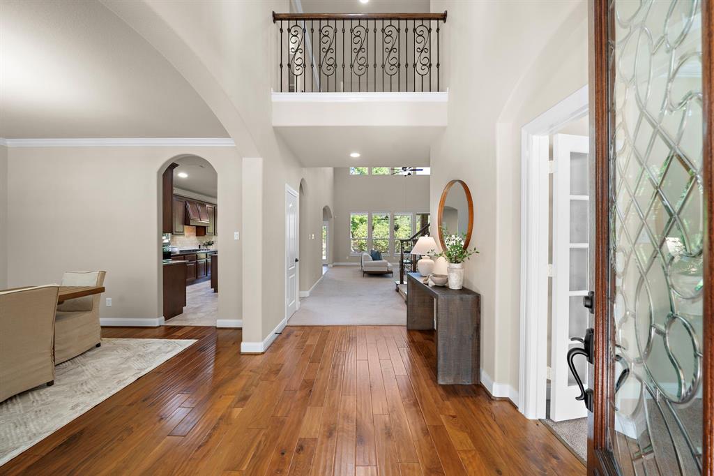 117 Lamar Canyon Lane, Friendswood, Texas image 4