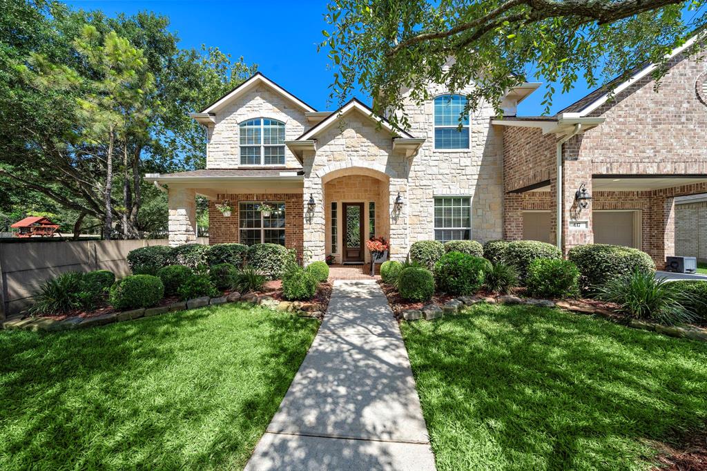 117 Lamar Canyon Lane, Friendswood, Texas image 2